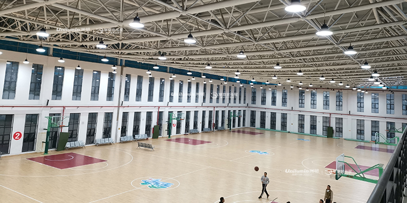 云岩中天全民健身中心